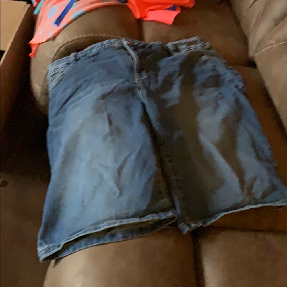 St John’s Bay Bermuda blue jean shorts. XXL